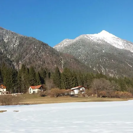 Nyaraló Haus Jana *